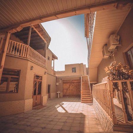 Oqilanur Guest House Chiva Exteriér fotografie