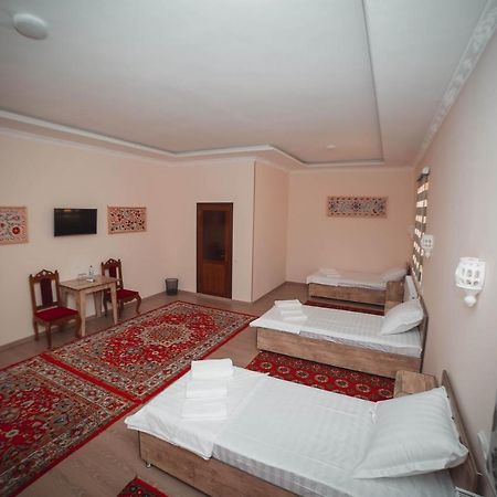 Oqilanur Guest House Chiva Exteriér fotografie