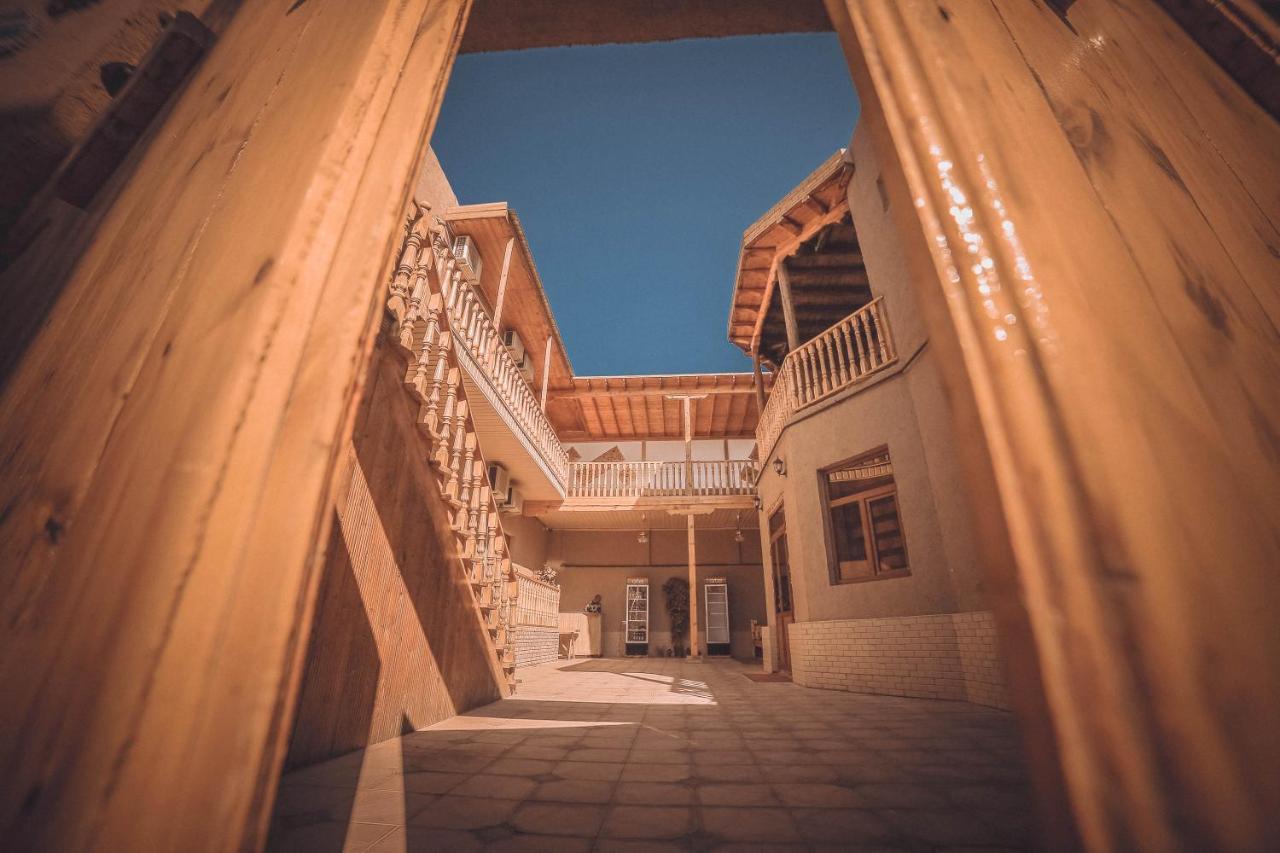 Oqilanur Guest House Chiva Exteriér fotografie