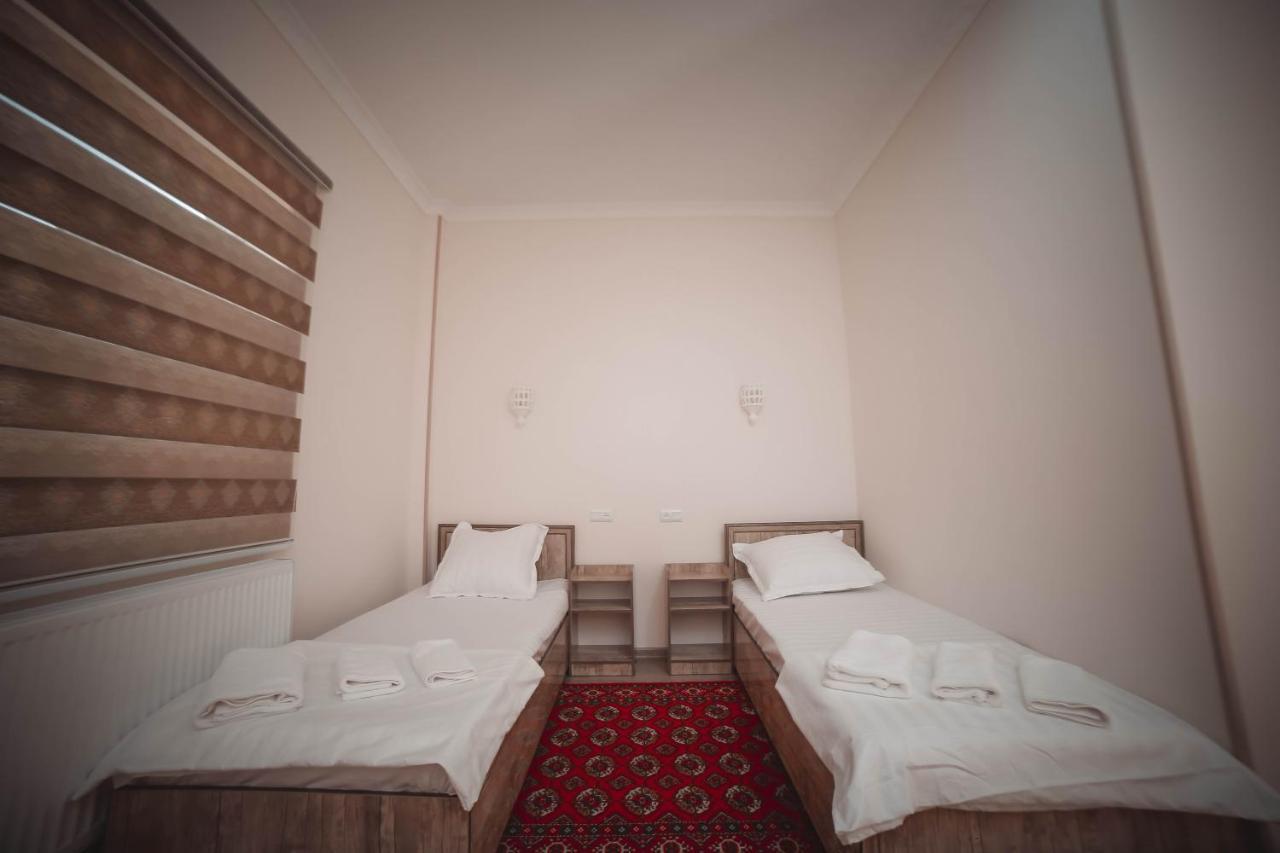 Oqilanur Guest House Chiva Exteriér fotografie