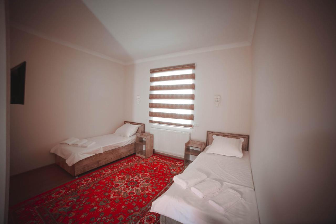 Oqilanur Guest House Chiva Exteriér fotografie