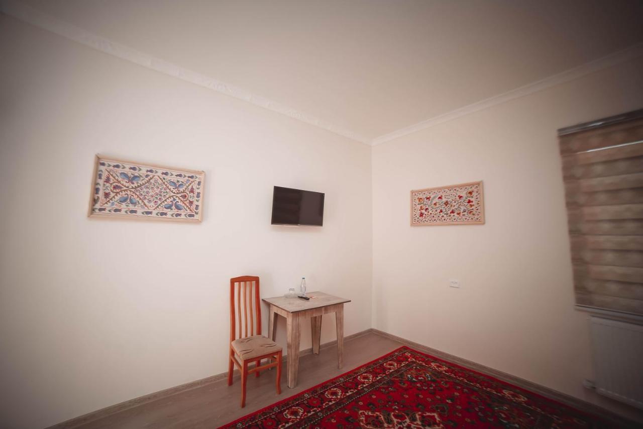 Oqilanur Guest House Chiva Exteriér fotografie