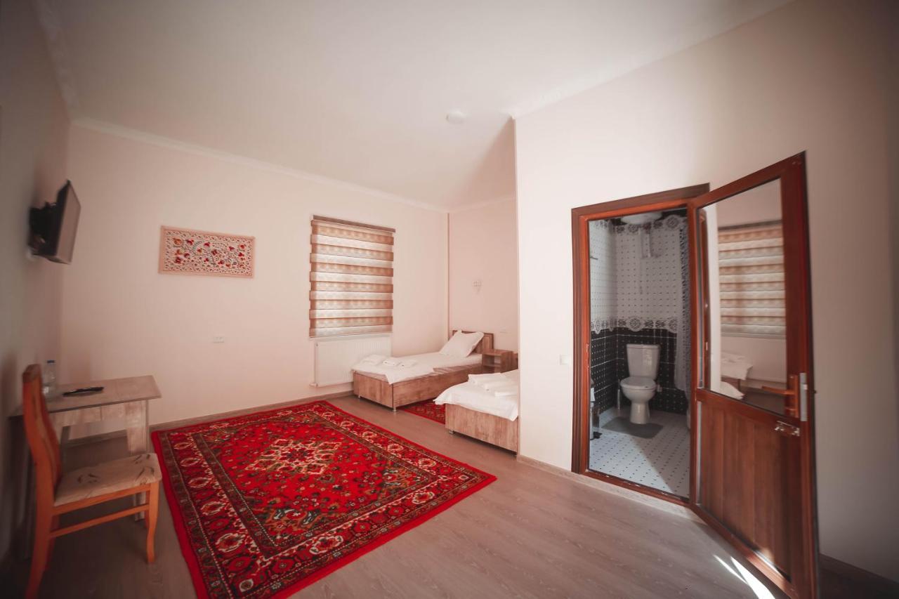 Oqilanur Guest House Chiva Exteriér fotografie